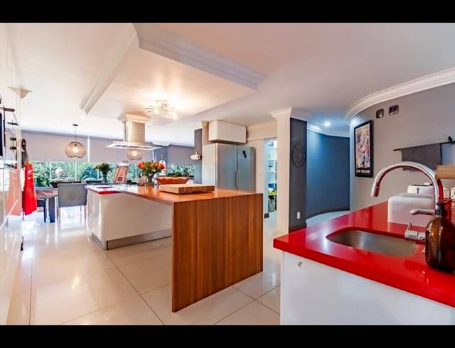 4 BEDROOM HOUSE FOR SALE IN MIDSTREAM ESTATE